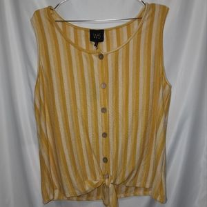 Womens XL sleeveless button down